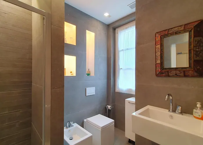 In Near Maggiore شقة *