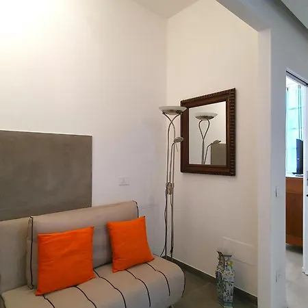 In Near Maggiore Apartment *